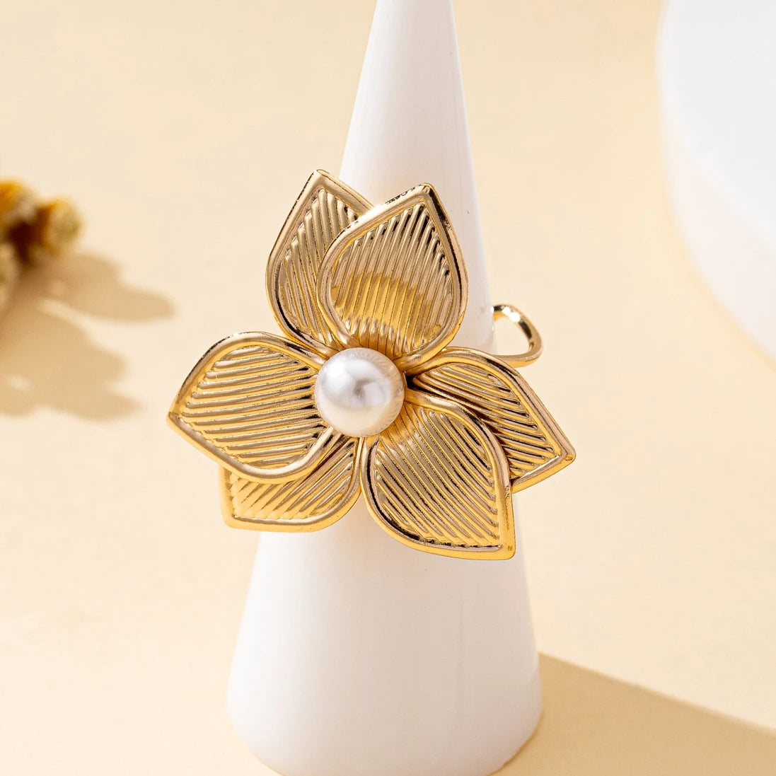 Open Ring with Flowers
