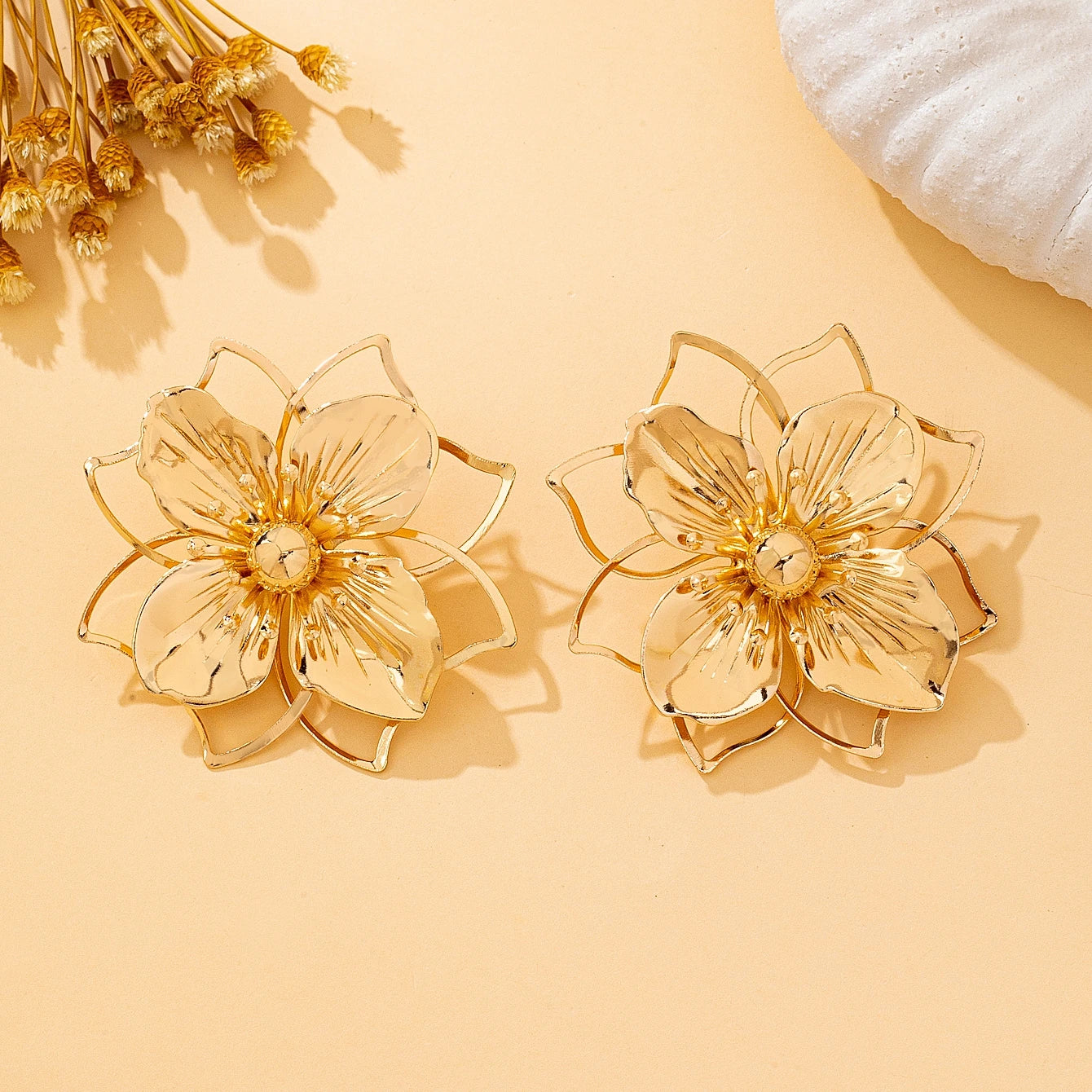 Hollow Flower Earrings,